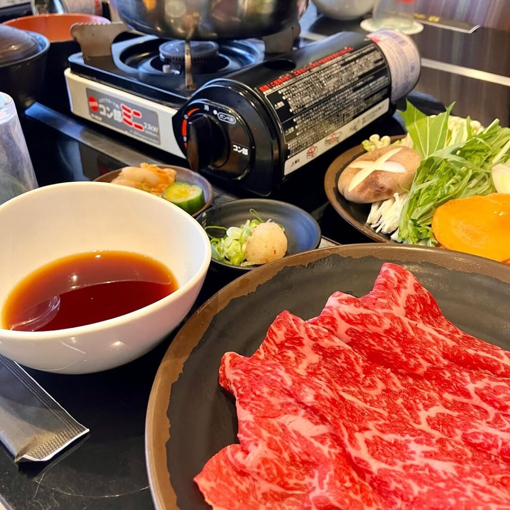 2,750円込〜で松阪牛すき焼き・しゃぶしゃぶが食べられるお店は三重県松阪市のレストランドリームオーシャン